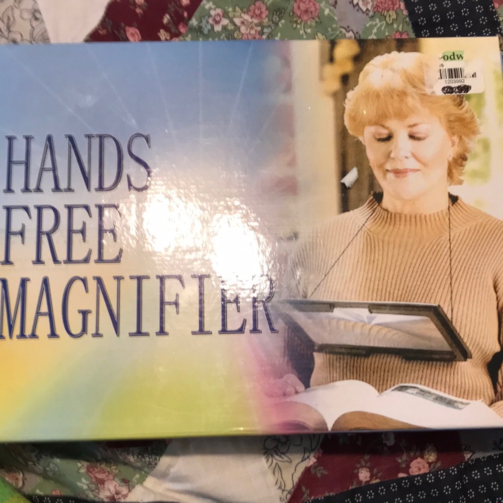 Hands Free Magnifier 8.5” x 11”
